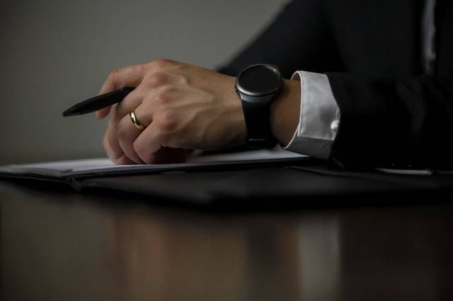 Law firms turning to experienced legal copywriters for online marketing Law firms turning to experienced legal copywriters for online marketing