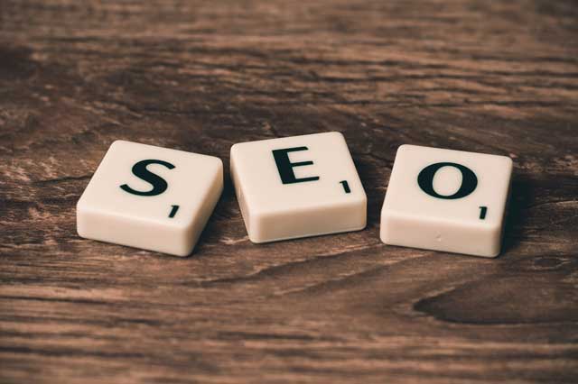 SEO copywriting - Shows scrabble letters that spell out SEO