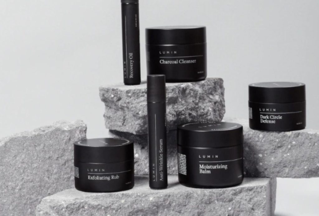 shows a range of skincare in black containers - website copywriting in 2023
